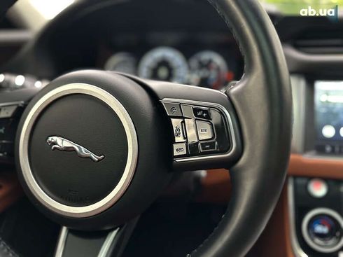 Jaguar XF 2016 - фото 16