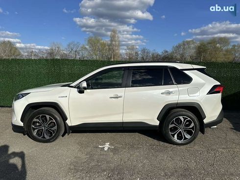 Toyota RAV4 2020 - фото 5