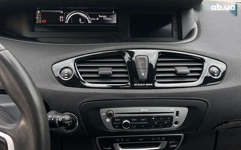 Renault Scenic 2012 - фото 13