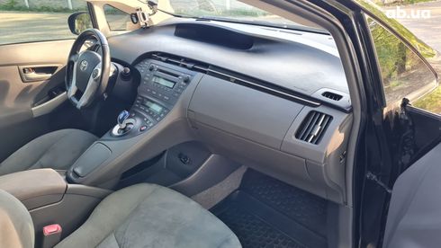 Toyota Prius 2010 черный - фото 15