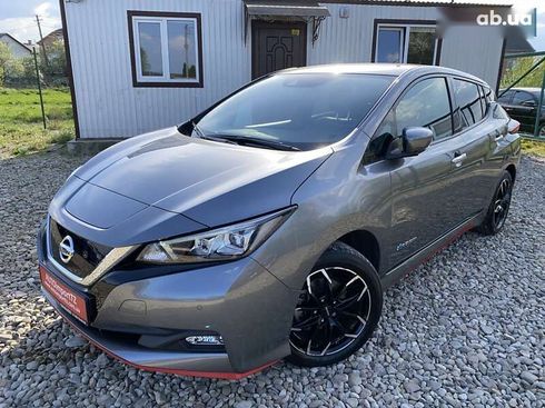 Nissan Leaf 2020 - фото 11