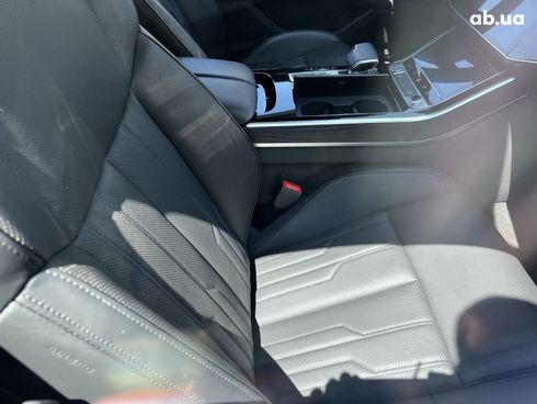 Audi A8 2022 - фото 14