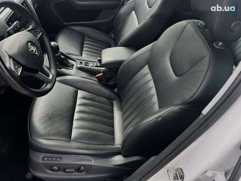 Skoda Octavia 2020 - фото 28