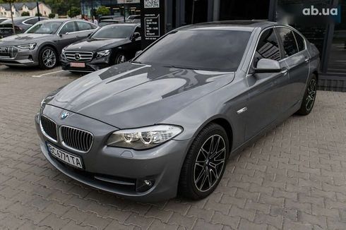 BMW 5 серия 2011 - фото 3
