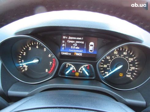 Ford Escape 2016 - фото 25