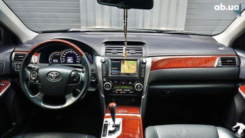 Toyota Camry 2012 - фото 24