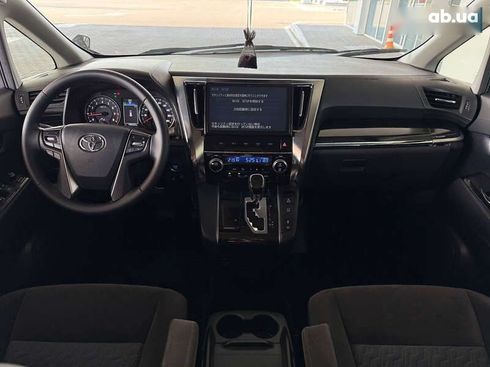 Toyota Vellfire 2017 - фото 21