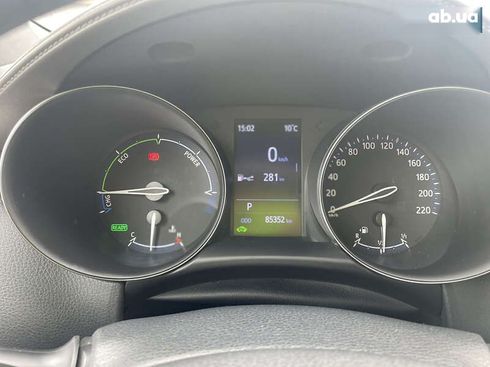 Toyota C-HR 2019 - фото 11