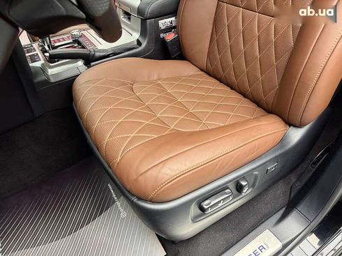 Toyota Land Cruiser 2018 - фото 28