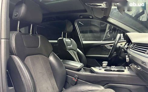 Audi Q7 2018 - фото 23