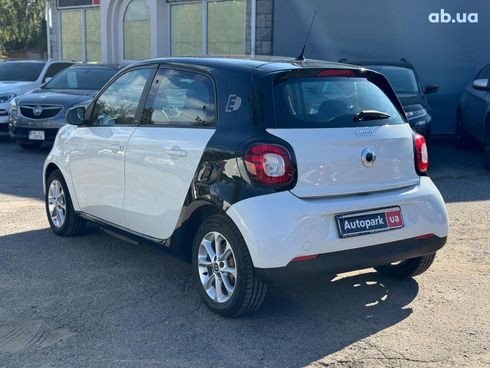 Smart Forfour 2018 белый - фото 8