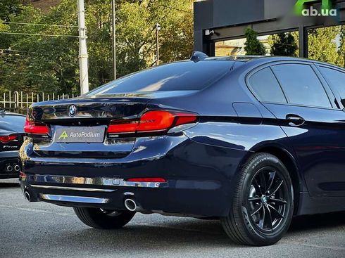 BMW 5 серия 2016 - фото 15