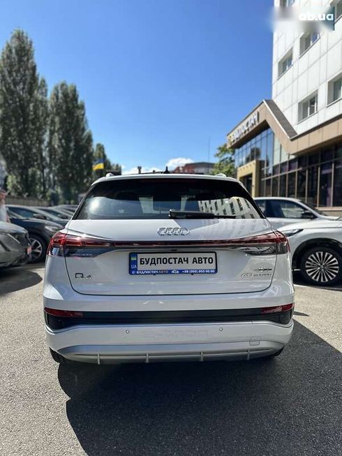 Audi Q4 e-tron 2025 - фото 11