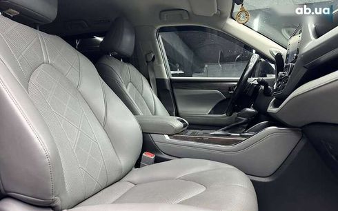 Toyota Highlander 2021 - фото 22