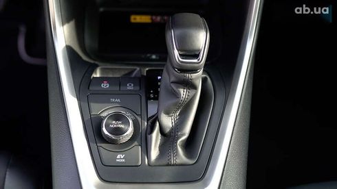 Toyota RAV4 2023 - фото 30