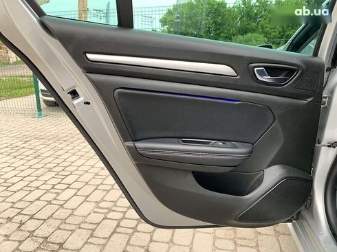 Renault Megane 2017 - фото 29