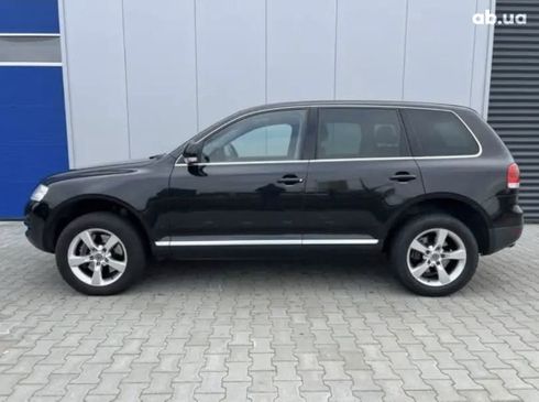 Volkswagen Touareg 2005 черный - фото 3