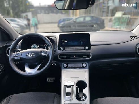 Hyundai Kona Electric 2022 - фото 28