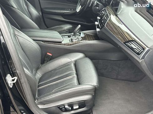 BMW 5 серия 2017 - фото 26