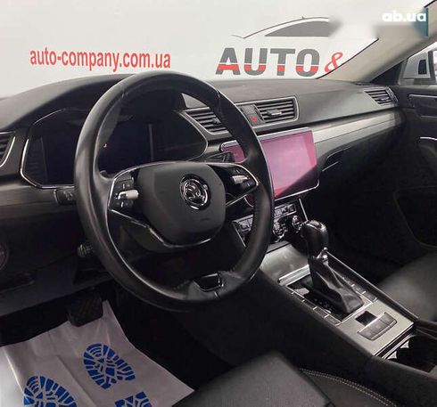 Skoda Superb 2022 - фото 8