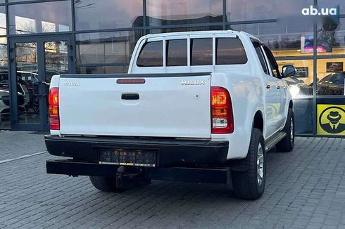 Toyota Hilux 2011 - фото 7