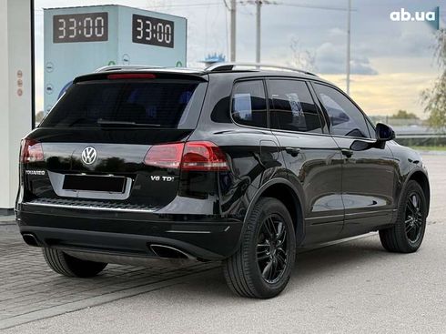 Volkswagen Touareg 2012 - фото 12