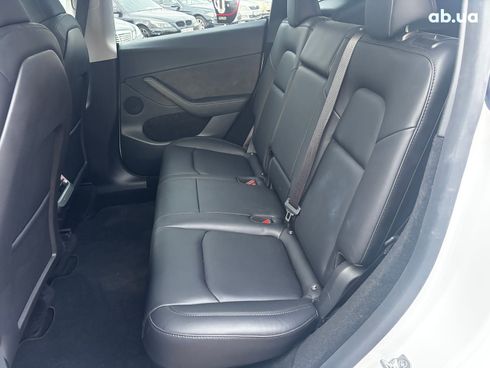 Tesla Model Y 2024 белый - фото 34