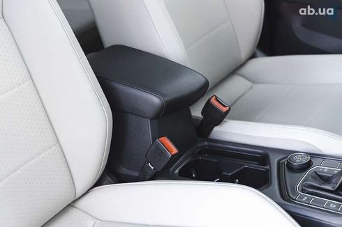 Volkswagen Tiguan 2019 - фото 16