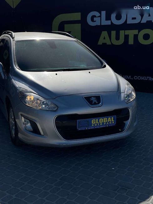 Peugeot 308 2011 - фото 4