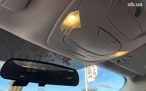 Ford Escape 2016 - фото 16