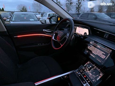 Audi E-Tron 2020 - фото 2