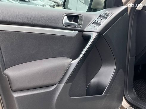 Volkswagen Tiguan 2014 бежевый - фото 3