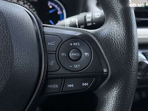 Toyota RAV4 2020 - фото 25
