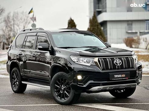 Toyota Land Cruiser Prado 2022 - фото 15