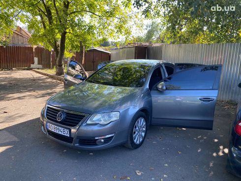 Volkswagen Passat 2006 другой - фото 5