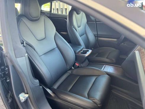 Tesla Model S 2020 - фото 27