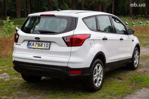 Ford Escape 2018 белый - фото 20