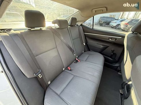 Toyota Corolla 2017 - фото 27