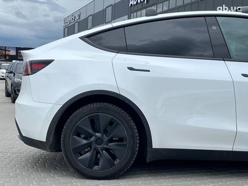 Tesla Model Y 2024 белый - фото 11