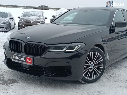 BMW 5 серия 2017 черный - фото 2