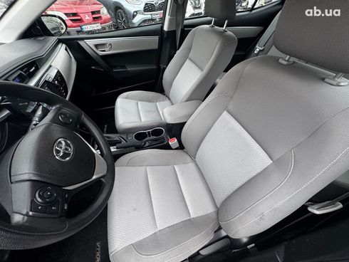 Toyota Corolla 2016 серый - фото 22