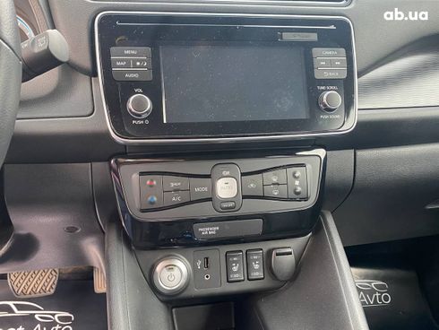 Nissan Leaf 2018 - фото 11