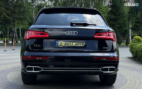 Audi Q5 2020 - фото 6