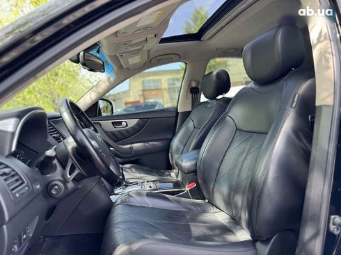 Infiniti QX70 2015 - фото 29