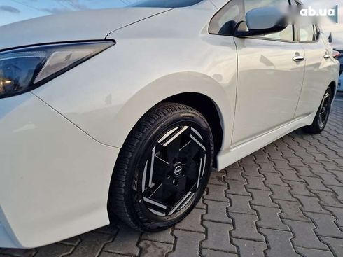 Nissan Leaf 2022 - фото 2