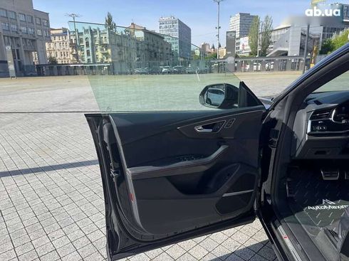 Audi RS Q8 2020 - фото 13