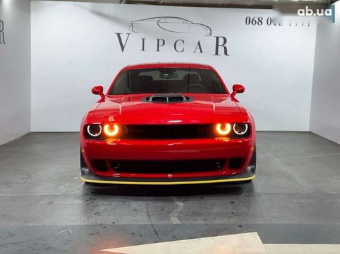 Dodge Challenger 2022 - фото 5