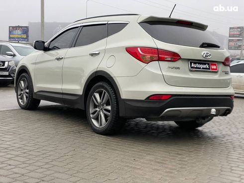Hyundai Santa Fe 2013 белый - фото 34