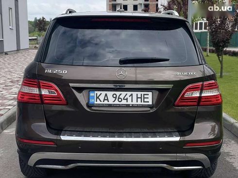 Mercedes-Benz M-Класс 2012 - фото 5