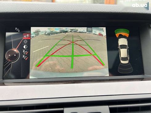 BMW 5 серия 2015 - фото 17